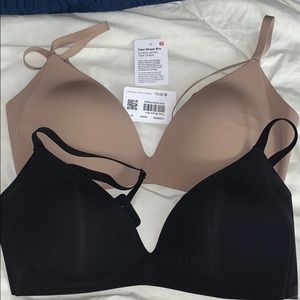 Lululemon take shape bra 32C